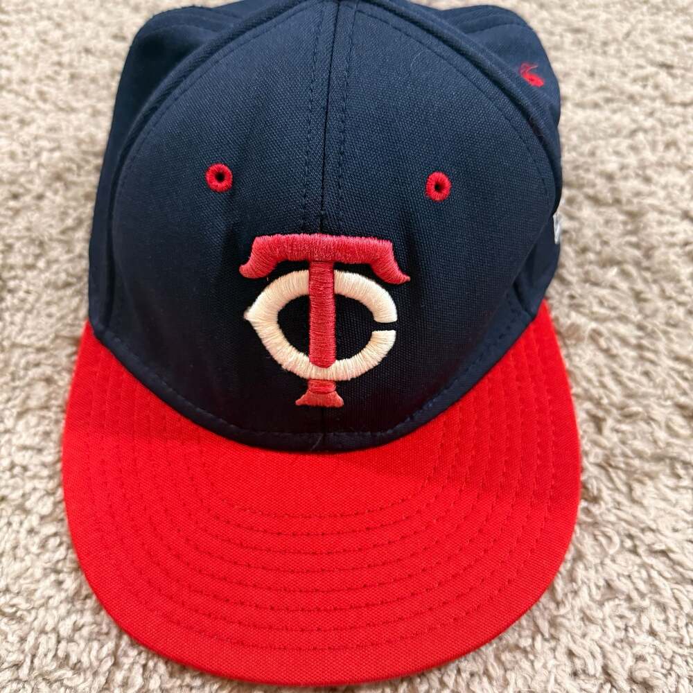Minnesota Twins The Game GameTek Fitted Hat Size M MLB Baseball Cap Navy Red